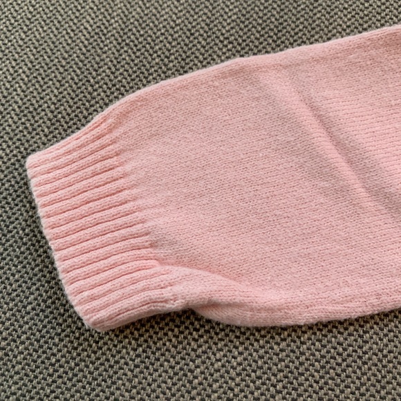 ✨Leggings + sweater outfit✨ - Picture 5 of 6